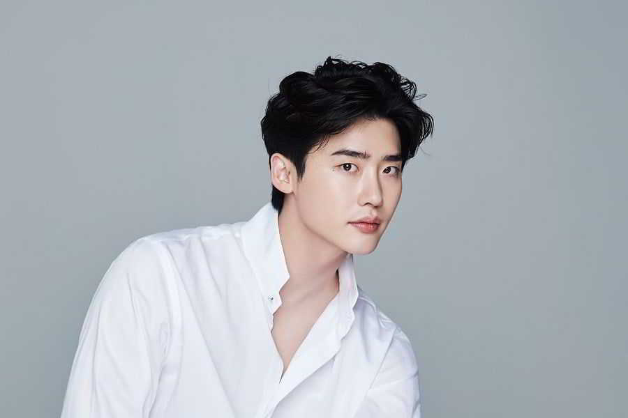 อีจงซอก(Lee Jong Suk)