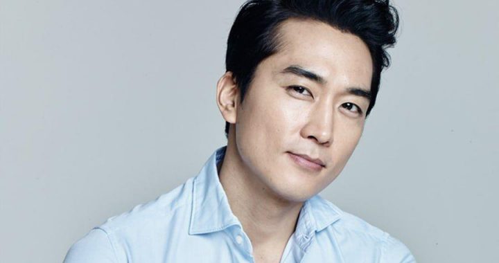 ซงซึงฮอน (Song Seung Heon) กำลังเจรจาในละครเรื่อง “Voice” ซีซั่นที่ 4