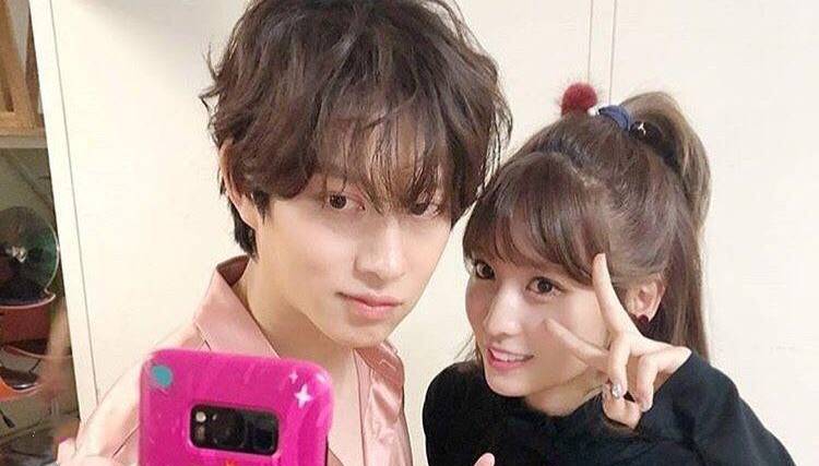 โมโมะ(Momo) วง TWICE และคิมฮีชอล(Kim Heechul) วง Super Junior