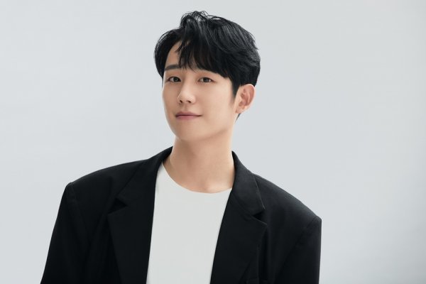 จองแฮอิน(Jung Hae In) กำลังเจรจารับบทนำในละครเรื่องใหม่โดยผู้กำกับทากาชิ มิอิเกะ(Takashi Miike)