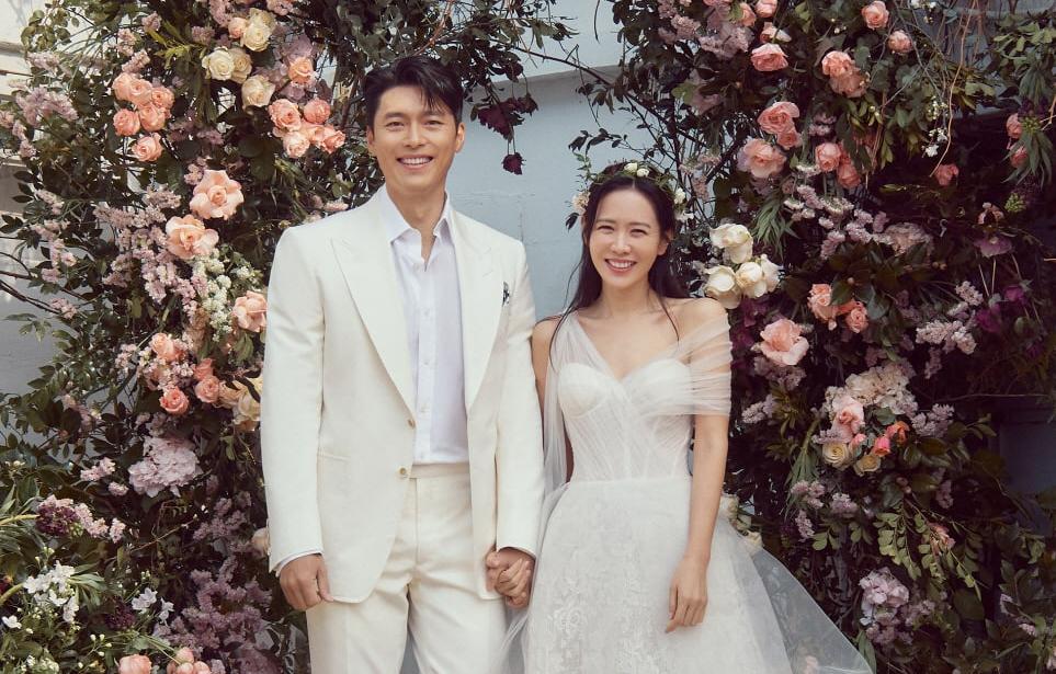 ฮยอนบิน(Hyun Bin) และซนเยจิน(Son Ye Jin) เผยภาพงานแต่งงานอย่างเป็นทางการในวันพิธี