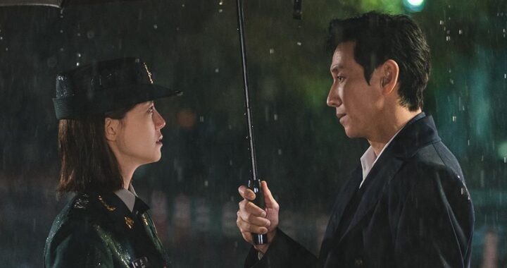 มุนแชวอน(Moon Chae Won) และอีซอนกยุน(Lee Sun Gyun) จ้องมองกันด้วยอารมณ์ที่หลากหลายใน “Payback”